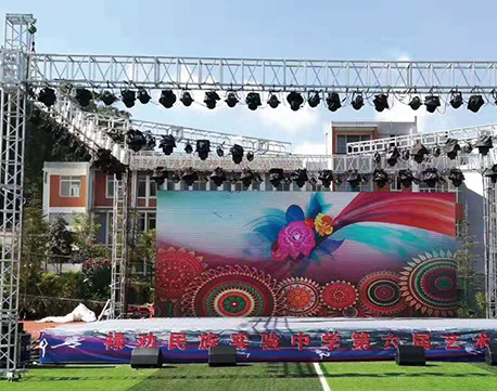 江西桁架舞台:都需要有沉甸甸的重量来支撑